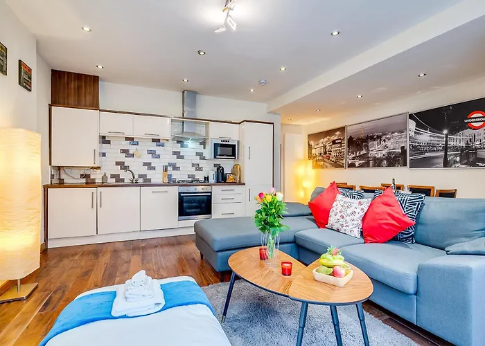 Entire Family Home - 2Bd2Bth Central Earl\'S Court