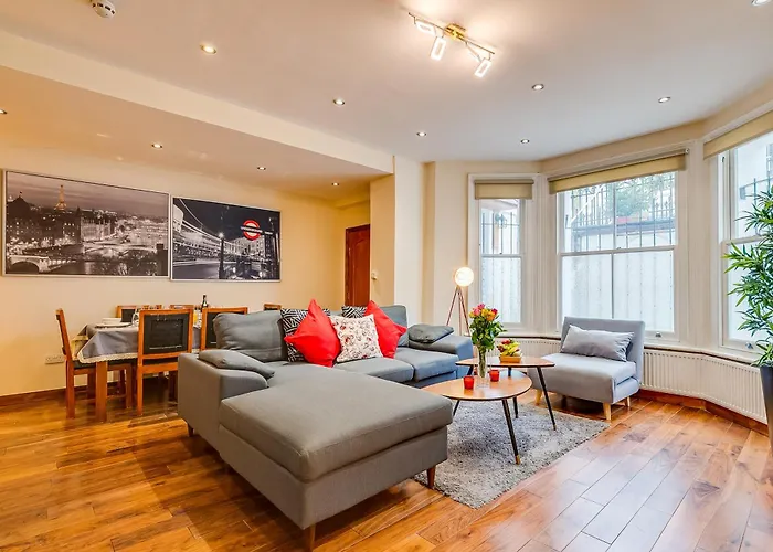 Entire Family Home - 2Bd2Bth Central Earl\'S Court